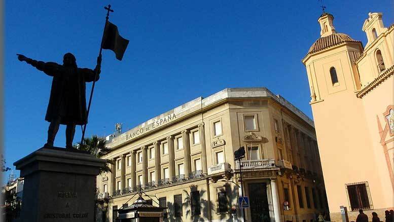 Teresa Rodríguez apoya eliminar las estatuas de Colón y de otros que 'sacaban sus fortunas del tráfico de esclavos'
