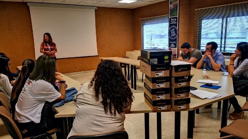 Diputación convoca 10 becas HEBE en colaboración con los supermercados El Jamón