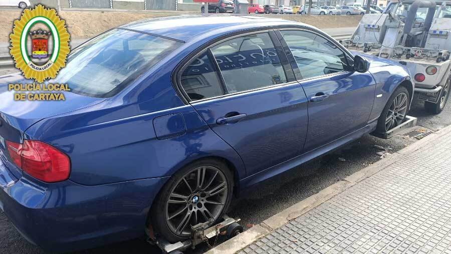 La policía cartayera recupera un coche robado el miércoles en la capital