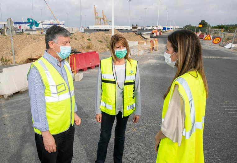 Las siete actuaciones en el Muelle Sur del Puerto de Huelva generan 800 empleos directos con una inversión de 60 millones de euros