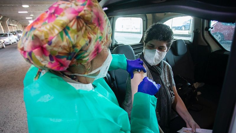 Esta semana no se abrirán nuevos años de vacunación: la prioridad, acabar de inmunizar al grupo de 40 a 49 años