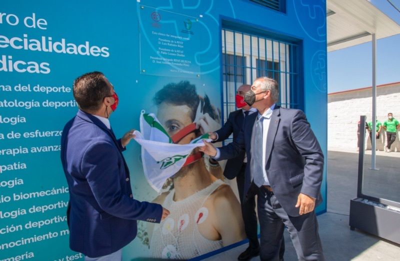 La RFAF inaugura una Clínica del Deporte en Huelva