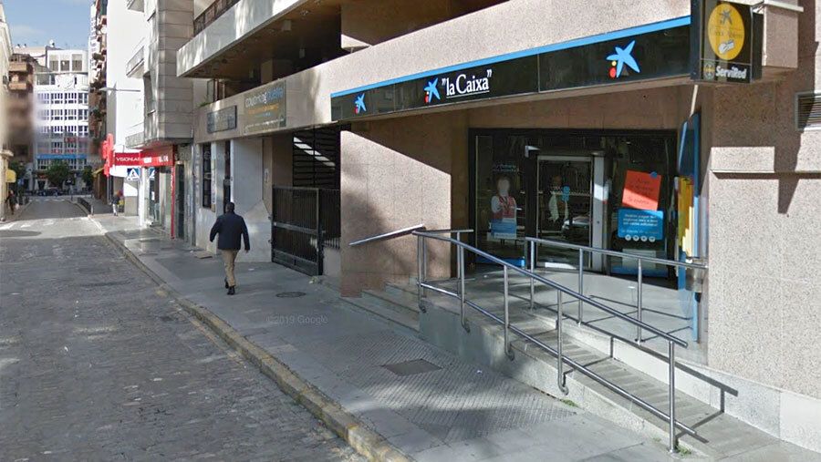 Convocan tres jornadas de huelga en Caixabank