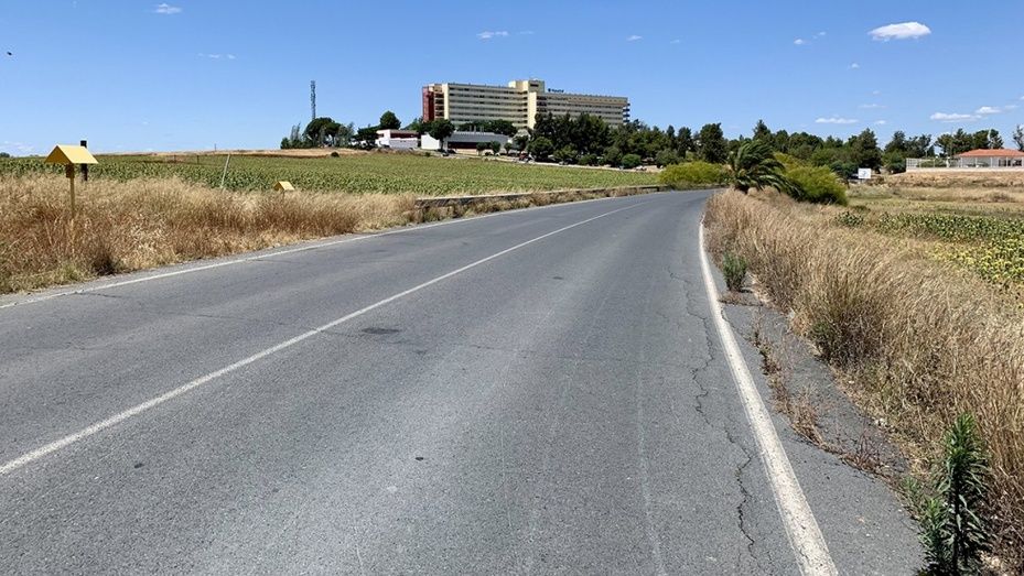 Los trabajos para iluminar los accesos al Infanta Elena arrancan la próxima semana
