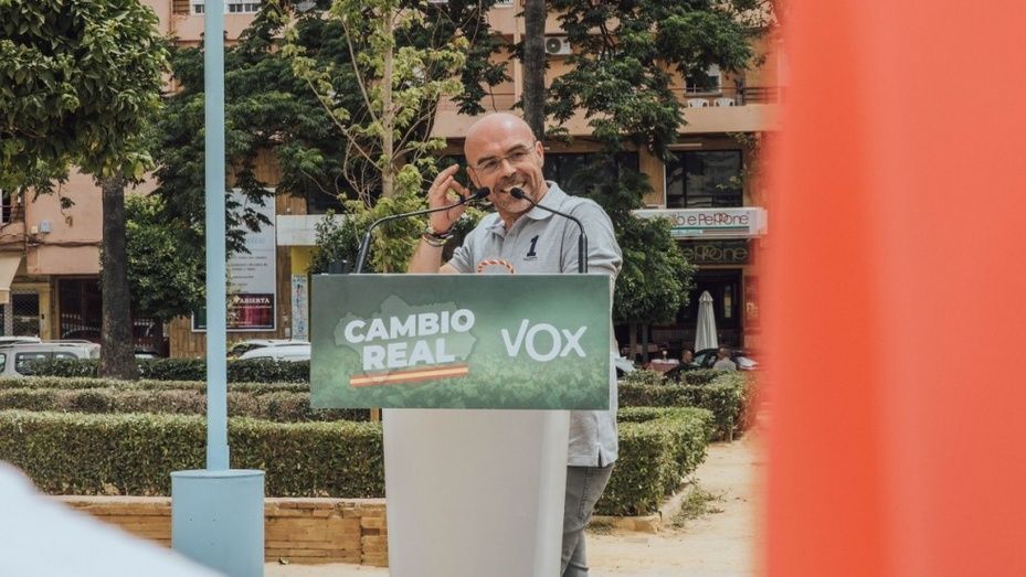 Buxadé (VOX): “Los malos gobernantes utilizan el agua para enfrentar a los españoles”