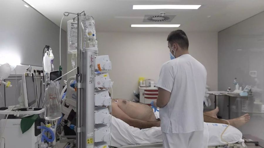 Huelva suma 14 hospitalizados por Covid en tres días