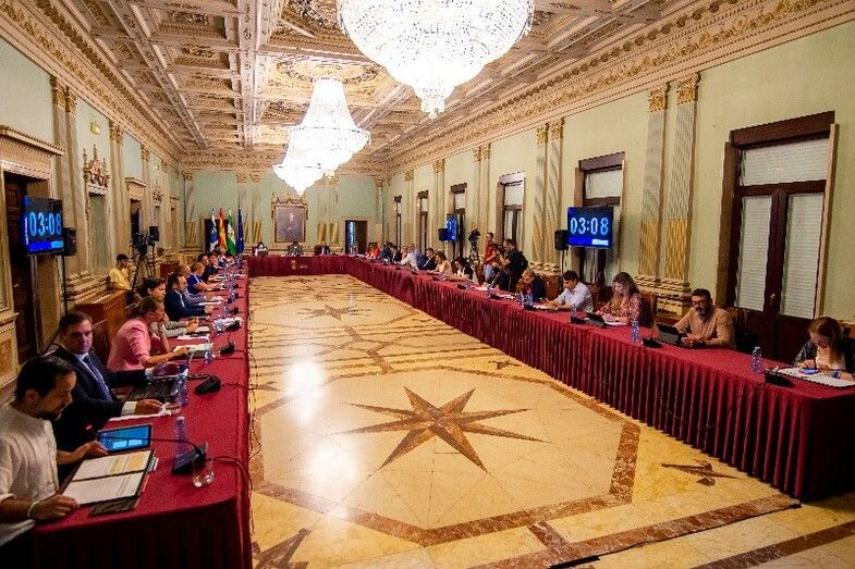 Luz verde, de manera inicial, al presupuesto del Ayuntamiento de Huelva para 2022 con unas cuentas que asciendeN a 175 millones de euros
