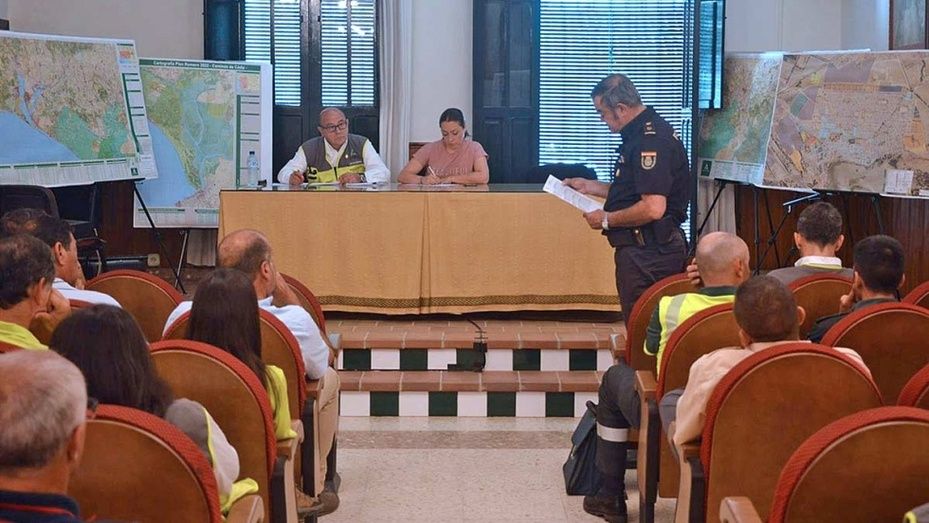 Más tráfico y más basura: El Rocío vuelve por todo lo alto