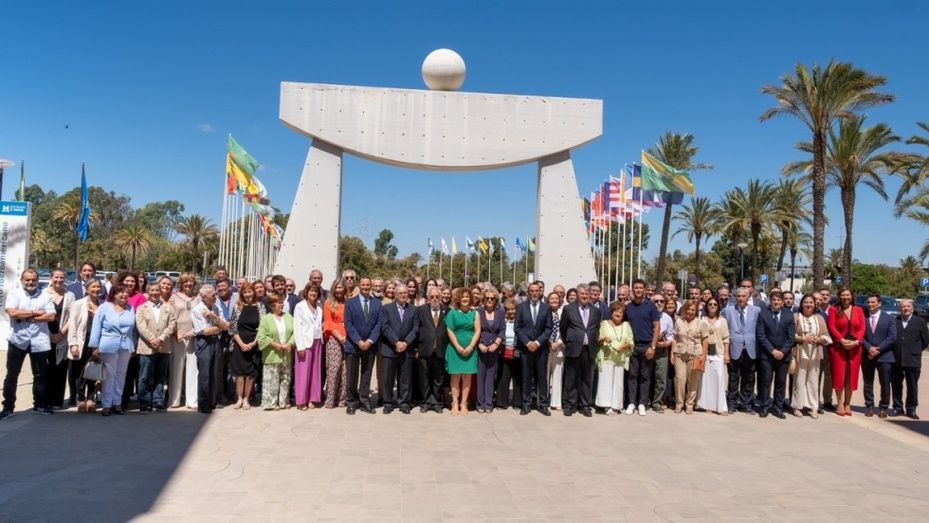 Vocación de cercanía y mirada al futuro marcan el bicentenario de la Diputación