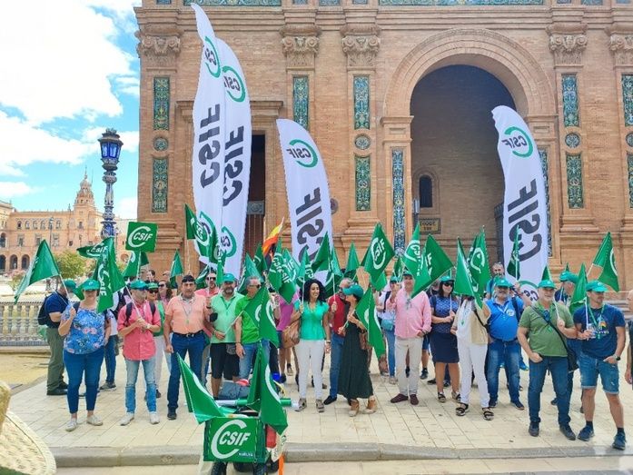 CSIF denuncia que los empleados públicos acumulan una pérdida de poder adquisitivo del 20% y se moviliza para frenar el deterioro de sus condiciones laborales