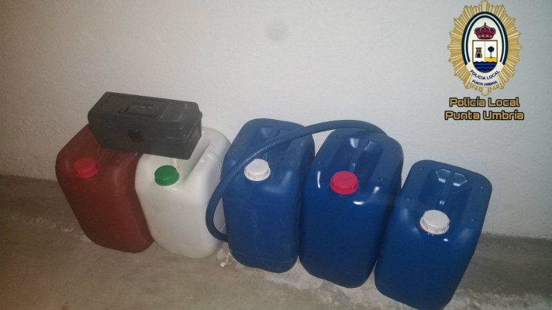 Pillados 'in fraganti' robando gasoil en varios camiones de Punta Umbría