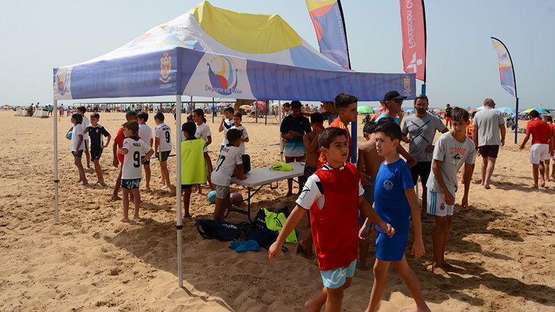Fútbol playa, zumba y voley playa, entre las actividades deportivas que se practicarán en Mazagón