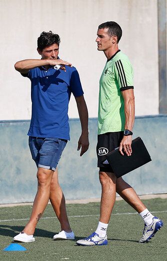 El Atlético Onubense de Calle echó a andar con casi 30 jugadores en su primera sesión