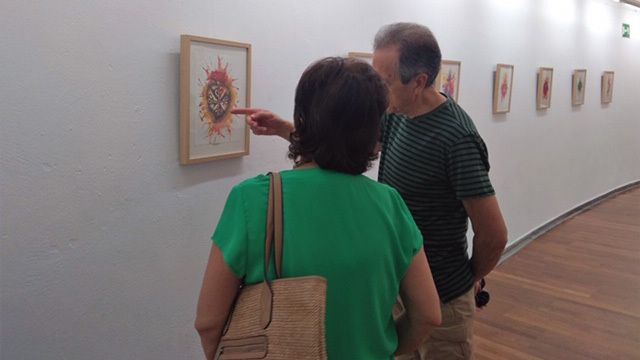 Isla Cristina acoge hasta final de mes la exposición 'Corazón' de Luis de la Pura