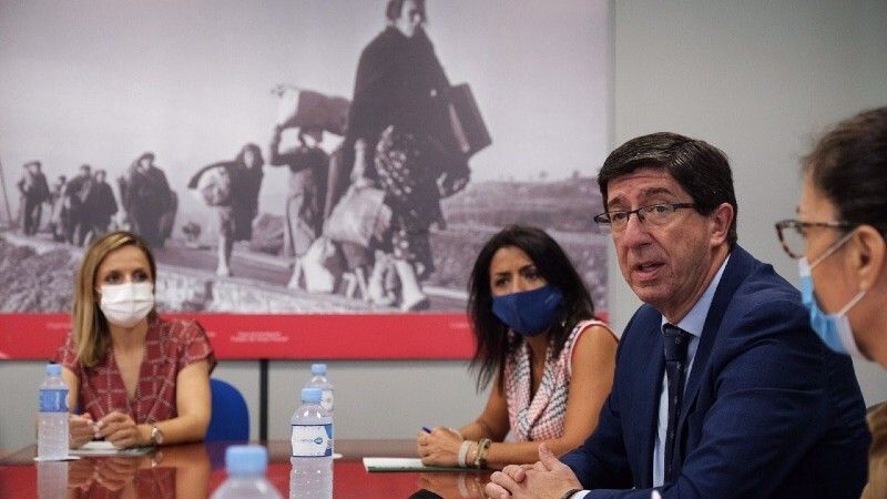 El lunes se decidirá si se cierran los locales de ocio nocturno en Andalucía
