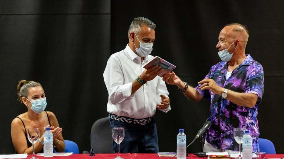 El escritor Augusto Thassio presenta su nueva novela en el ciclo 'Martes Culturales'