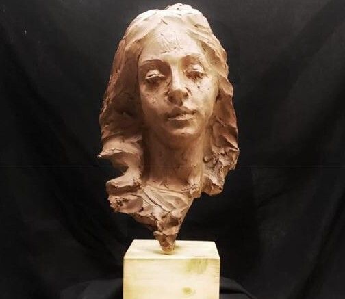 Subasta solidaria de «María», obra del escultor onubense Martín Lagares