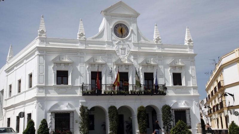 Aprobada la moción de censura de Cartaya de PSOE, Cs e IU contra el alcalde del PP 