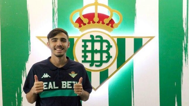 Abreu se enrola en el Córdoba y Adame en la Arandina