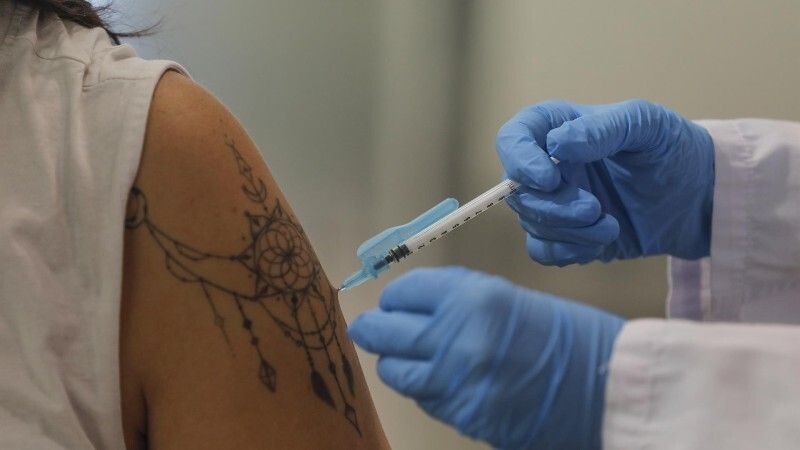 Más de 300.000 onubenses están ya inmunizados con la pauta completa de vacunación