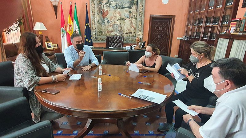 La Palma vuelve a dar ayudas directas a los comercios afectados por el Covid-19: 600 euros por persona o comercio