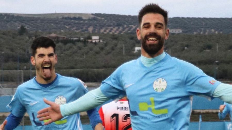 El Recre ficha a Juan Delgado, delantero que ya jugó en su filial