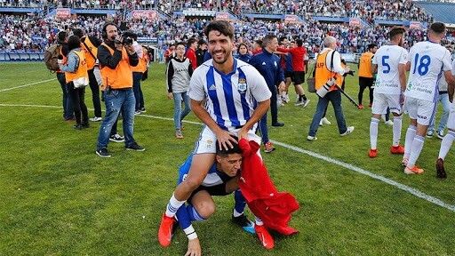 El Recre inicia los entrenamientos con la incógnita del futuro de Víctor Barroso