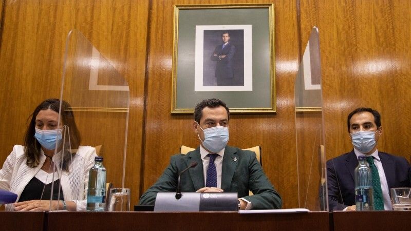 Moreno recomienda a los ayuntamientos cerrar las playas y los parques a las 23.00 horas: 'Al Covid le gusta la fiesta a rabiar'
