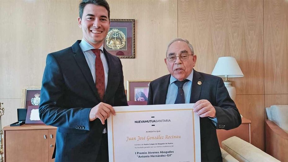 Premio Joven de la Abogacía para un letrado lepero recién colegiado