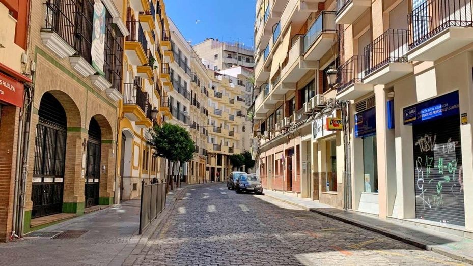 La peatonalización de la calle Palos avanzará a partir de este viernes desde La Palmera