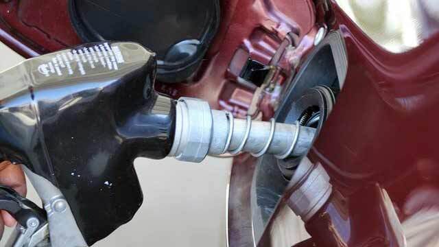 Consejos para ahorrar en combustible y obtener el mejor precio