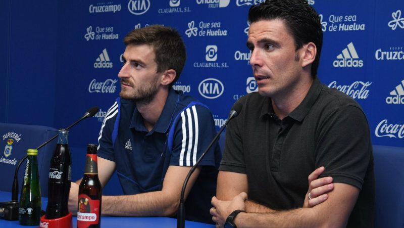 Zamora se muestra realista con las opciones de que Chuli o Uche recalen en el Recre