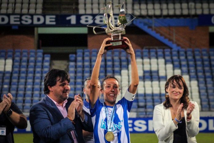 Inmejorable debut del Sporting Huelva en su nueva casa alzando la I Copa Colombina