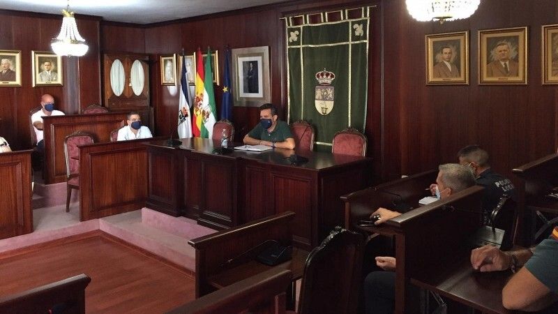 Casi una decena de establecimientos de Lepe han sido denunciados por incumplir los horarios de cierre de la nueva normativa