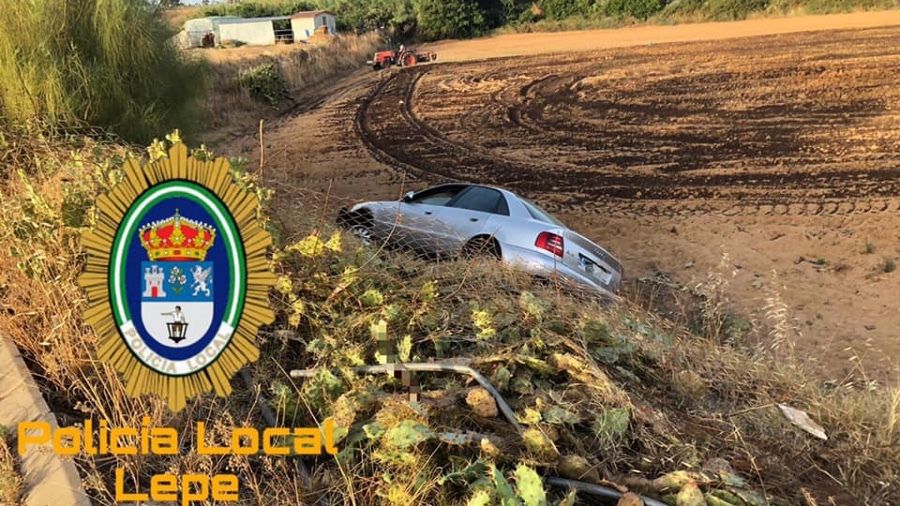 Provoca una salida de vía con cuatro heridos y trata de engañar a la Policía de Lepe diciendo que le robaron el coche