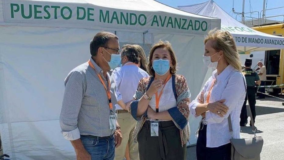 Caraballo traslada un mensaje de 'ánimo y esperanza' a los vecinos desalojados