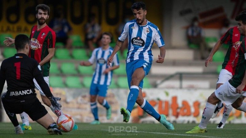 Doblete de Alberto Quiles en la goleada del Deportivo en Viveiro