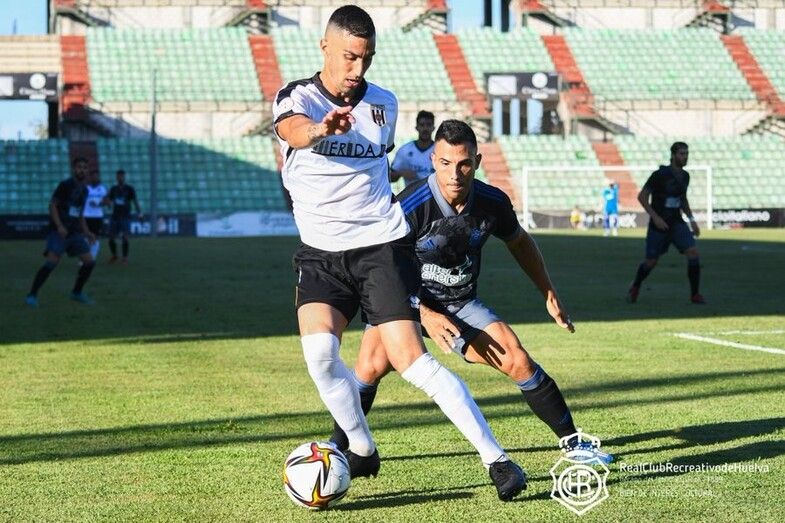 Convincente empate del Recre en Mérida (0-0)