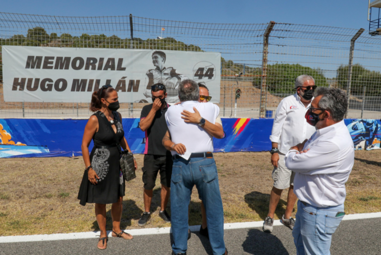 Sentido homenaje a Hugo Millán en el Circuito de Jerez-Ángel Nieto