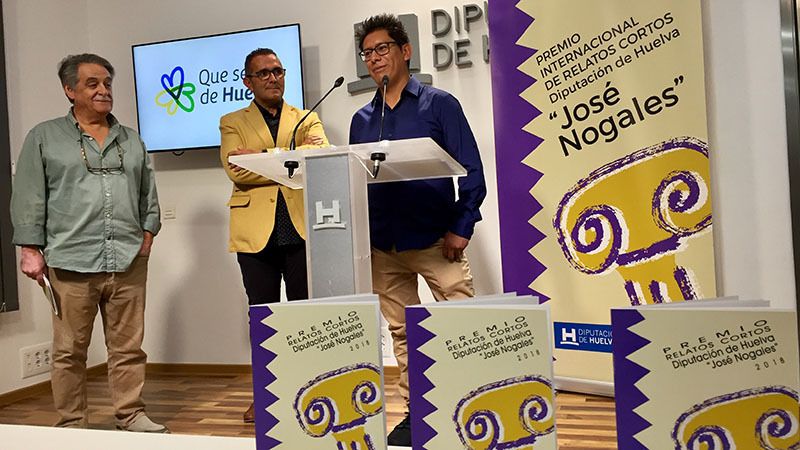 El boliviano Rodrigo Urquiola recoge el Premio José Nogales por su obra 'Ashley'