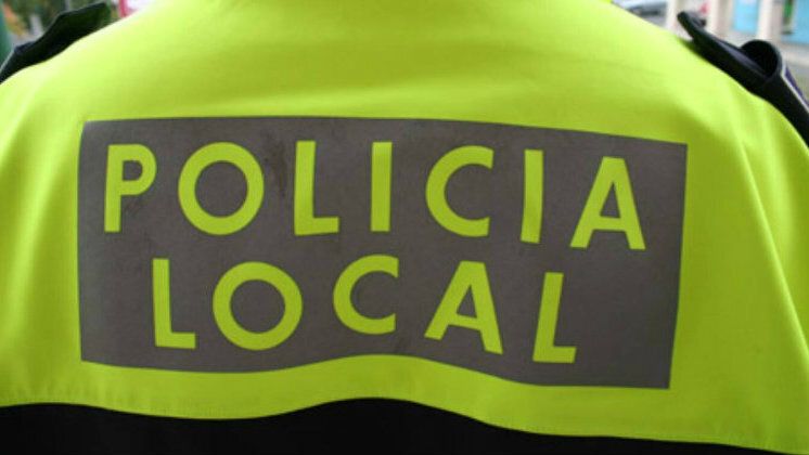 Detienen a tres personas, una de ellos tras una persecución por las calles, por intentar robar en un solar