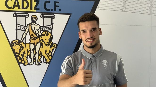 El onubense José Alonso ficha por el Cádiz B de Pavón