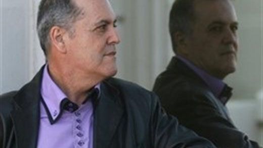 El escritor Juan Cobos Wilkins vuelve a la escena literaria con 'Matar poetas'