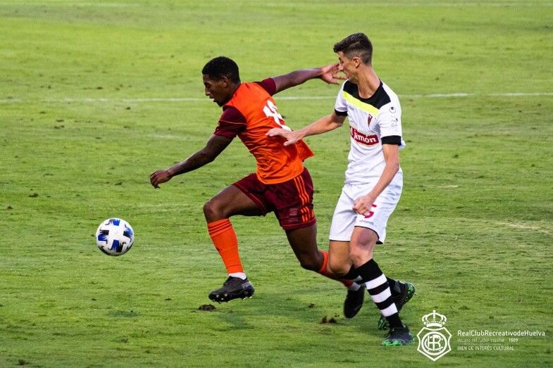 El San Roque se queda su trofeo ante el Recre (1-0)