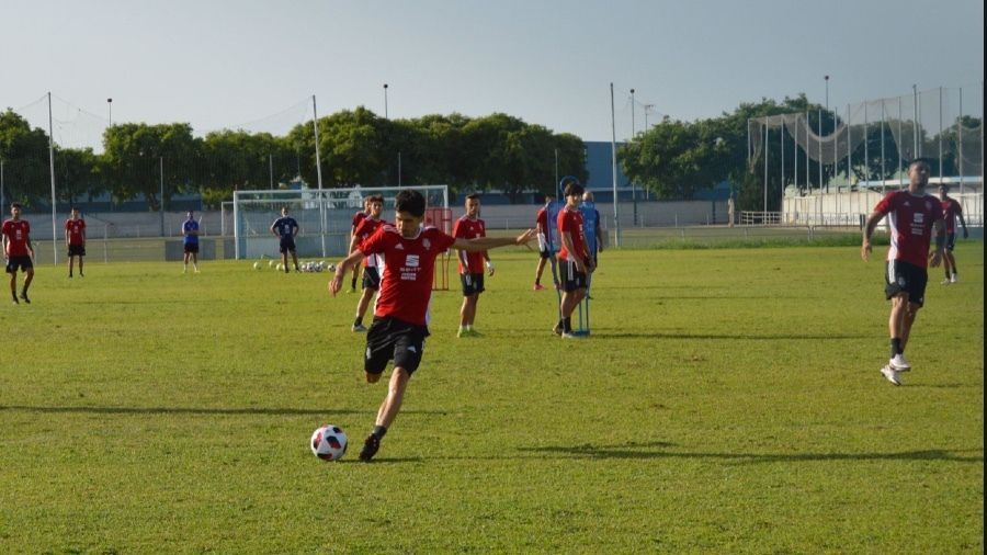 Nueve fichajes, un mes de pretemporada y más de 6.000 socios