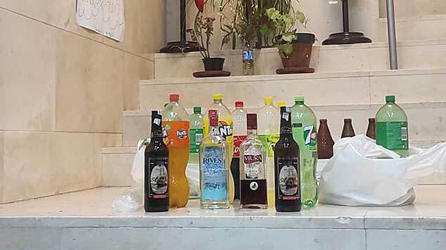 La Policía Local de Aracena disuelve un botellón reunido en el sendero del castillo