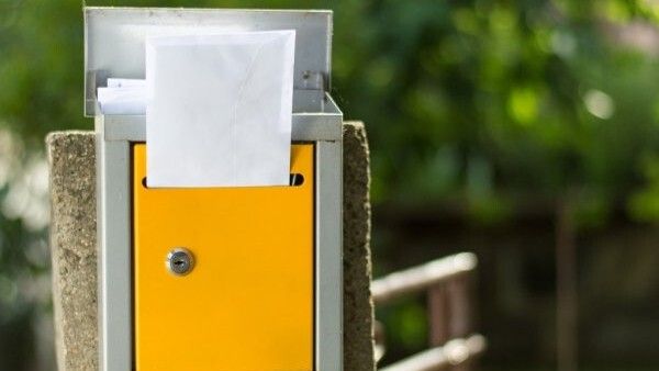 Un contratiempo con el servicio de Correos retrasa la llegada de los recibos de contribución en Isla Cristina