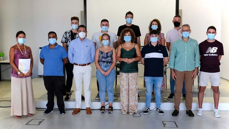 Cuatro jóvenes que finalizaron las becas HEBE Capacita El Jamón de la Diputación ya están trabajando