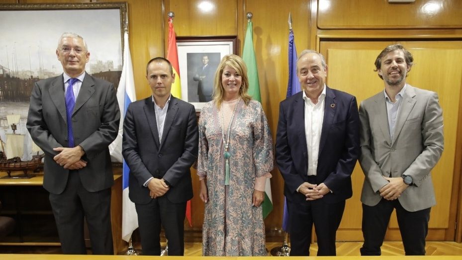 El Puerto de Huelva acogerá distintos proyectos para convertirse en un gran hub de energías renovables