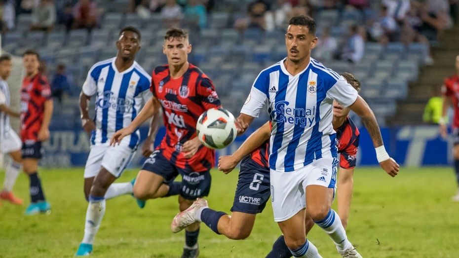 Adrián Crespo señala que “el equipo se ha partido la cara” y Dopi se muestra “muy contento” tras su primer gol